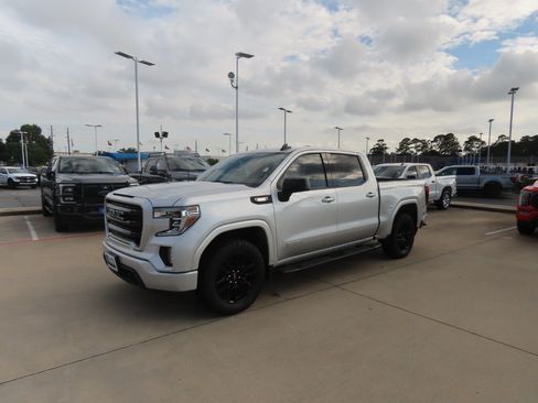 Used 2020 GMC Sierra 1500 Elevation w/ Elevation Value Package RWD image 2