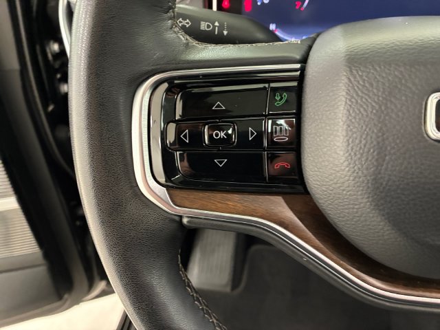 Used 2024 Jeep Grand Wagoneer L 4WD image 23