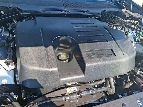 Certified 2025 Land Rover Defender 110 S AWD/4WD image 26