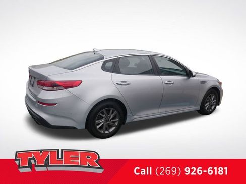 Used 2020 Kia Optima LX FWD image 8