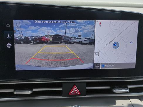 Used 2023 Hyundai Elantra SEL w/ Convenience Package image 15