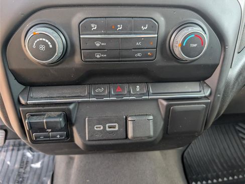 Used 2022 Chevrolet Silverado 2500 Custom w/ Custom Convenience Package AWD/4WD image 22