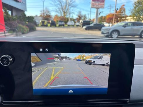 Used 2024 Honda Prologue Touring image 24