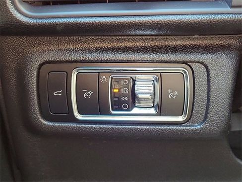 Certified 2024 Lincoln Corsair FWD image 23