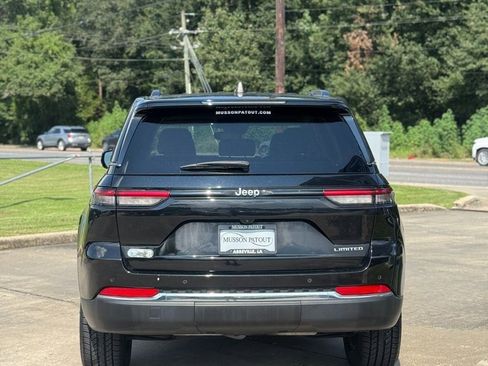 Used 2022 Jeep Grand Cherokee Limited image 5