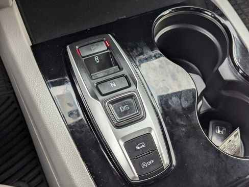 Used 2017 Honda Pilot Touring image 15