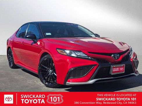 Used 2023 Toyota Camry XSE w/ Navigation Package image 1