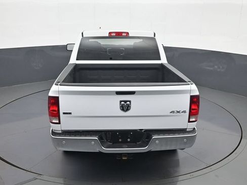 Used 2022 RAM 1500 Classic SLT w/ Electronics Group AWD/4WD image 18