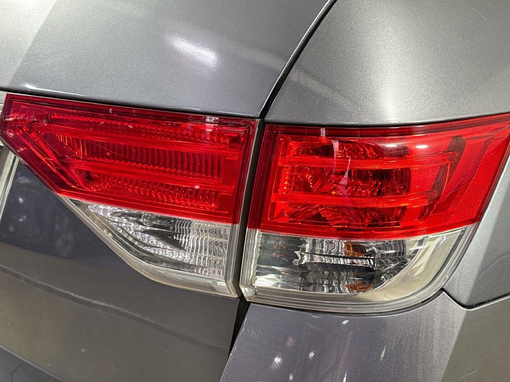 Used 2014 Honda Odyssey EX-L image 35