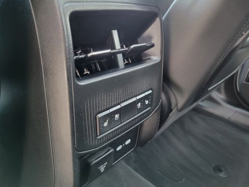 Used 2024 Jeep Wagoneer Launch Edition image 20