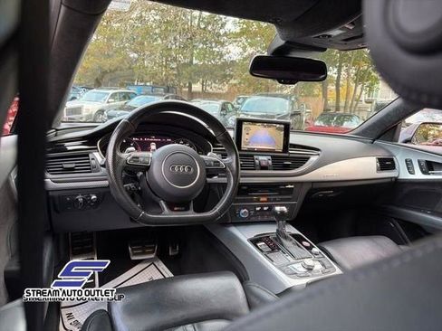 Used 2016 Audi RS 7 Prestige image 29