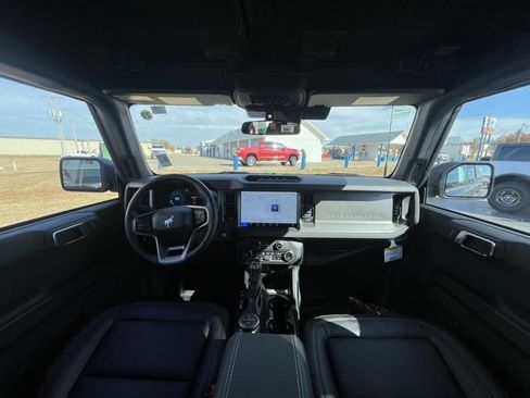 New 2025 Ford Bronco Big Bend w/ Black Diamond Package image 10