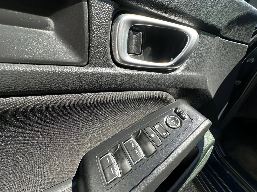 Used 2023 Honda Civic LX image 20