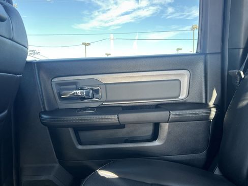 Used 2017 RAM 2500 Power Wagon w/ Leather & Luxury Group image 28