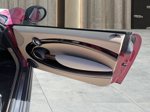 Used 2010 MINI Cooper S w/ Premium Pkg image 24