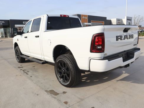 New 2026 RAM 2500 Tradesman AWD/4WD image 22