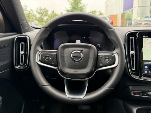 Certified 2023 Volvo XC40 Recharge Plus AWD/4WD image 17