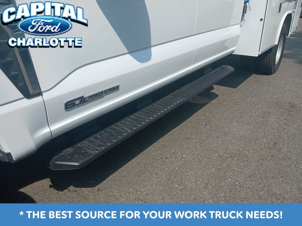 New 2026 Ford F350 XL w/ XL Chrome Package AWD/4WD image 8