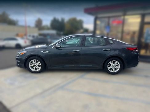 Used 2016 Kia Optima LX image 3