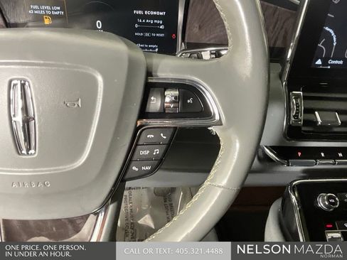 Used 2019 Lincoln Navigator L Select RWD image 46