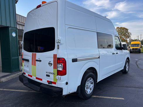 Used 2013 Nissan NV 3500 S w/ PWR Basic Pkg image 3