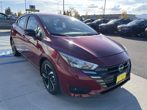 Used 2025 Nissan Versa SR w/ Trunk Package image 3