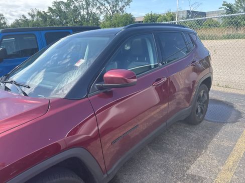 Used 2021 Jeep Compass Latitude w/ Sun and Sound Group AWD/4WD image 15
