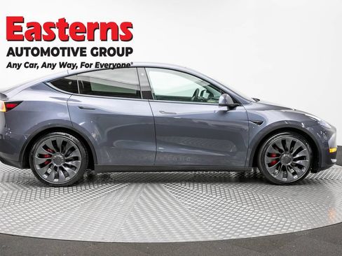 Used 2021 Tesla Model Y Performance AWD/4WD image 3