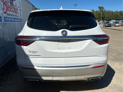 Used 2020 Buick Enclave Essence image 4