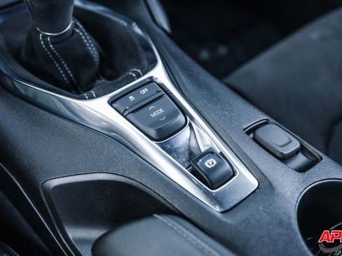 Used 2020 Chevrolet Camaro SS image 20