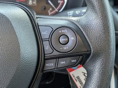 Certified 2025 Toyota RAV4 LE AWD/4WD image 20