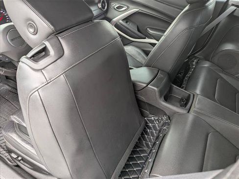 Used 2019 Chevrolet Camaro SS RWD image 23