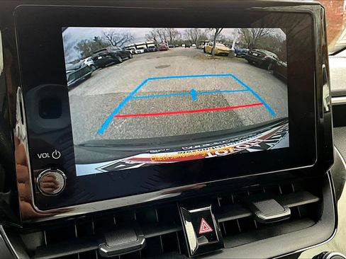 Used 2023 Toyota Corolla LE image 20