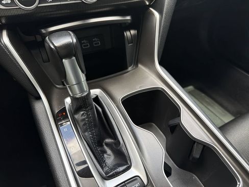 Used 2022 Honda Accord Sport image 24