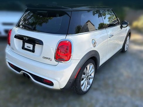 Used 2015 MINI Cooper S FWD image 9