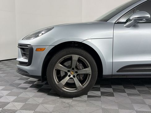 Certified 2024 Porsche Macan AWD/4WD image 12