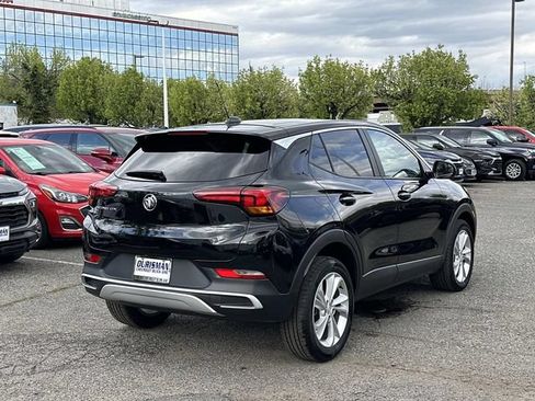 Used 2023 Buick Encore GX Preferred w/ Cold Weather Comfort Package AWD/4WD image 2