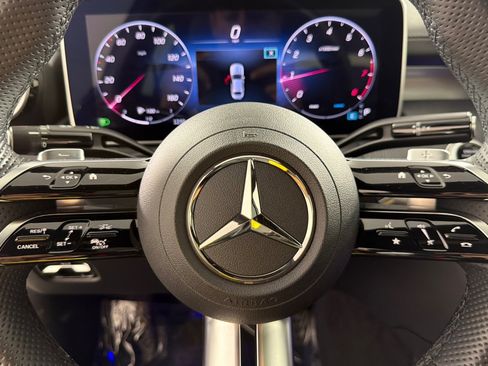 Used 2023 Mercedes-Benz C 300 Sedan image 22