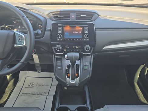 Used 2020 Honda CR-V LX image 11