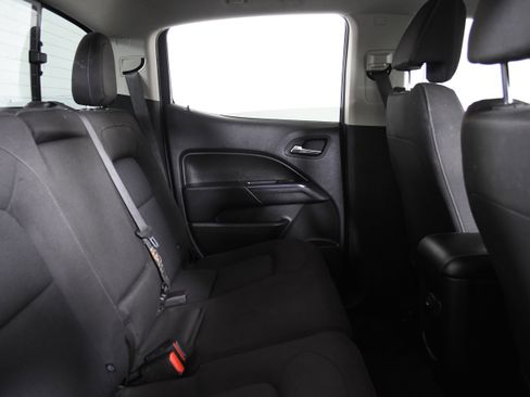 Used 2021 Chevrolet Colorado LT w/ LT Convenience Package image 24