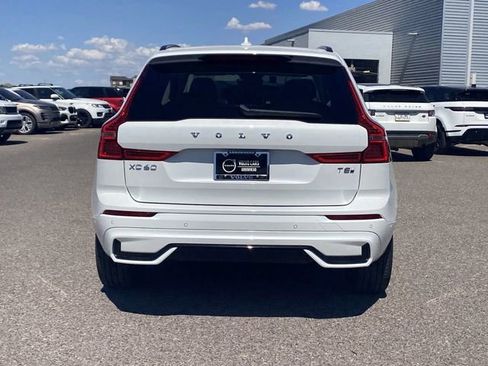 New 2025 Volvo XC60 T8 Plus image 8