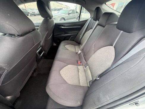Used 2022 Toyota Camry LE FWD image 18