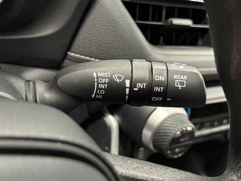 Used 2024 Toyota RAV4 XLE FWD image 19