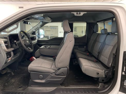 New 2026 Ford F550 4x4 Supercab Super Duty image 14