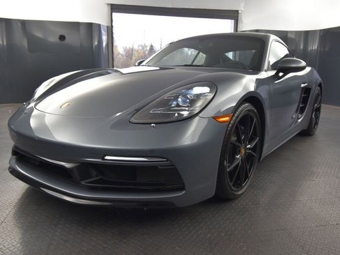 Certified 2025 Porsche 718 Cayman RWD image 35