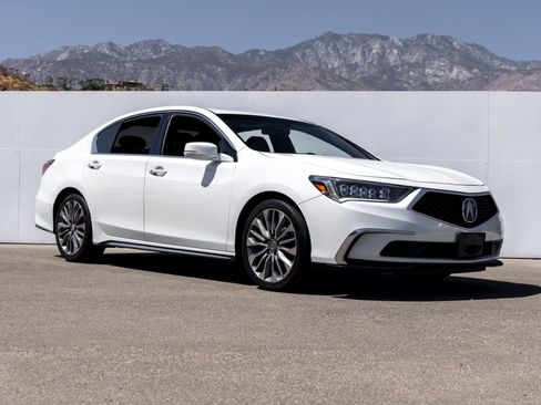 Used 2018 Acura RLX w/ Technology Package FWD image 8