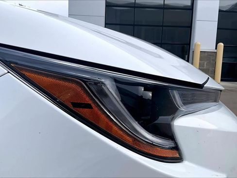 Used 2025 Toyota Corolla LE image 25