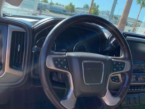 Certified 2019 GMC Sierra 2500 Denali w/ Duramax Plus Package AWD/4WD image 23