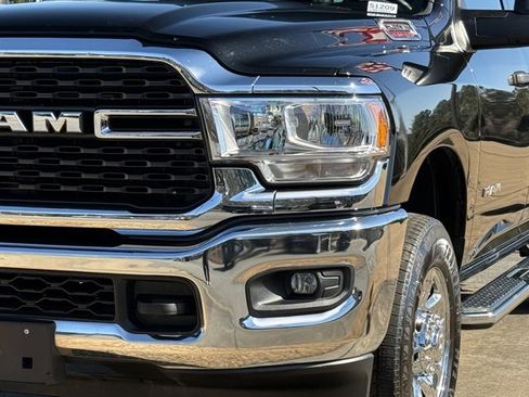 Used 2024 RAM 2500 Big Horn w/ Bed Utility Group image 11