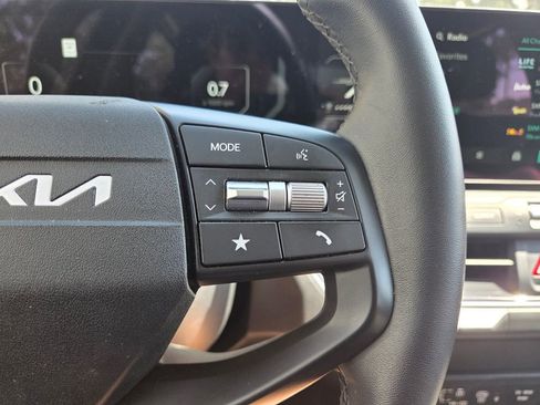 Used 2025 Kia K4 EX FWD image 14